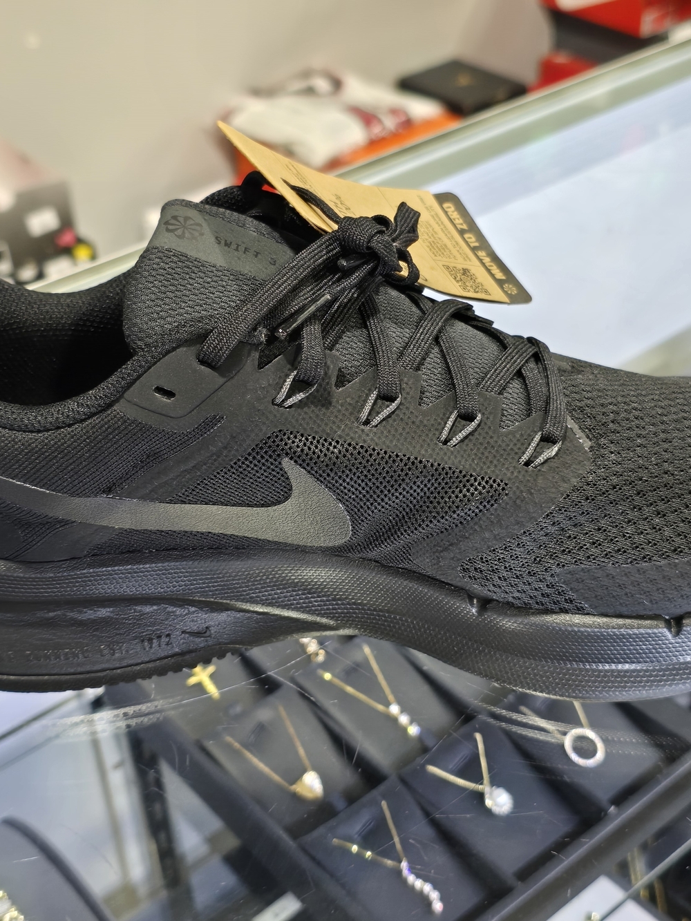 Nike Men's All-Black Breathable Running Shoe Run Swift 3 Size 11 Nib